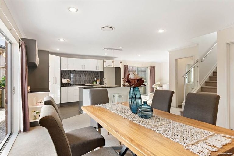 Photo of property in 3 Clady Drive, Flat Bush, Auckland, 2019