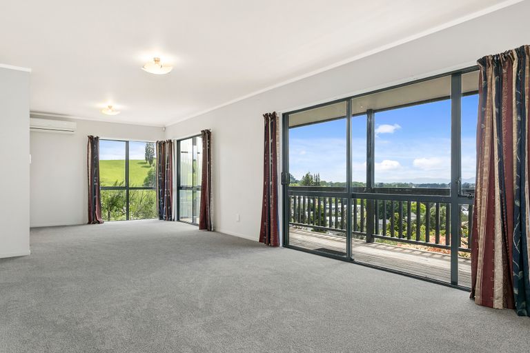 Photo of property in 33 Hillcrest Street, Tirau, 3410