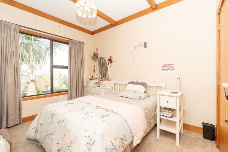 Photo of property in 802 Tuhikaramea Road, Ngahinapouri, Hamilton, 3290