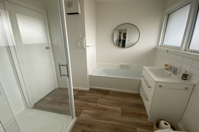 Photo of property in 22 Ramore Place, Redwood, Christchurch, 8051