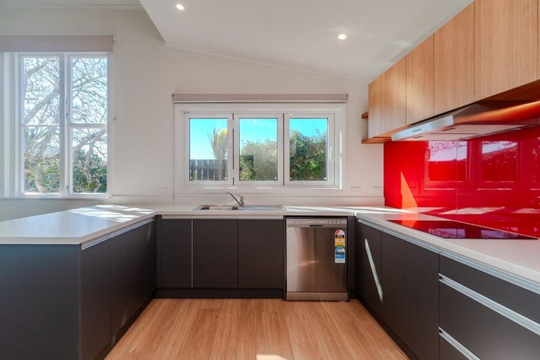 Photo of property in 9 Henderson Street, Karori, Wellington, 6012