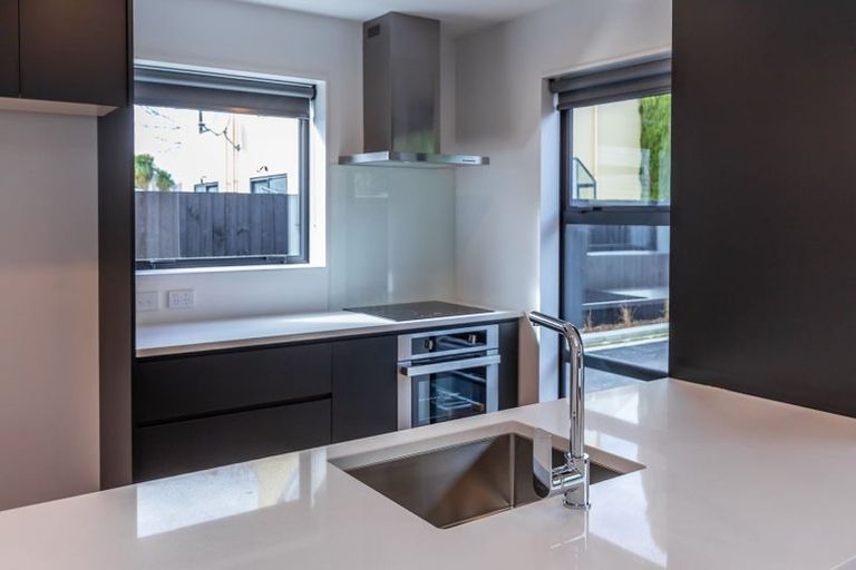 Photo of property in 4/112 Purchas Street, Edgeware, Christchurch, 8013