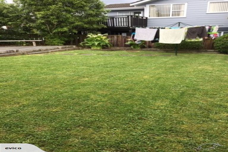 Photo of property in 355 Pakuranga Road, Pakuranga Heights, Auckland, 2010