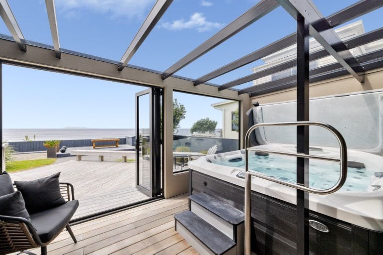 Photo of property in 17 Shaw Road, Waihi Beach, 3611