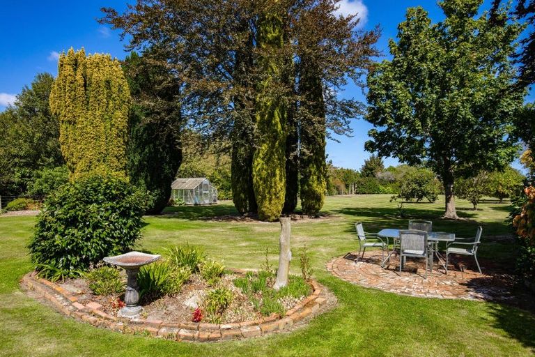 Photo of property in 77 Colemans Road, Springlands, Blenheim, 7201