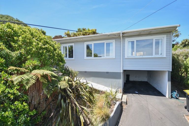 Photo of property in 28 Chisholm Place, Tainui, Dunedin, 9013
