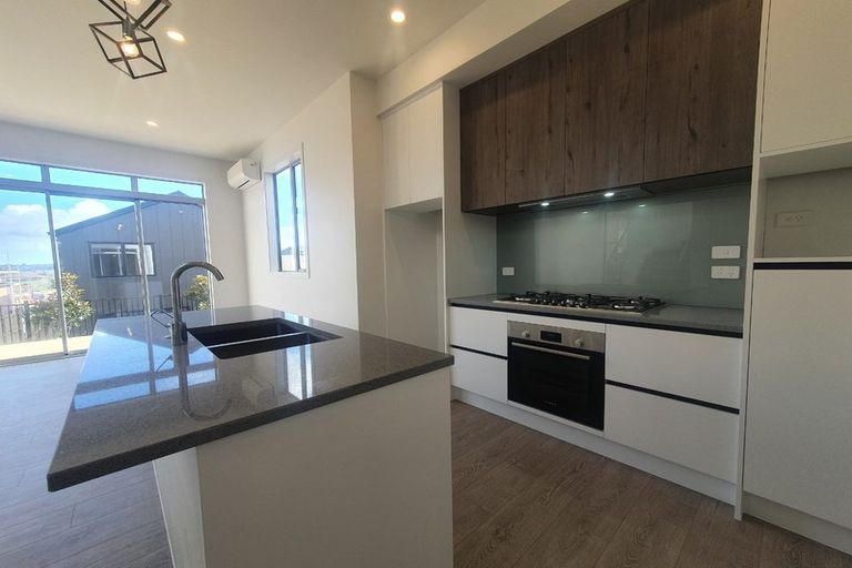 Photo of property in 38 Kea Road, Silverdale, 0932