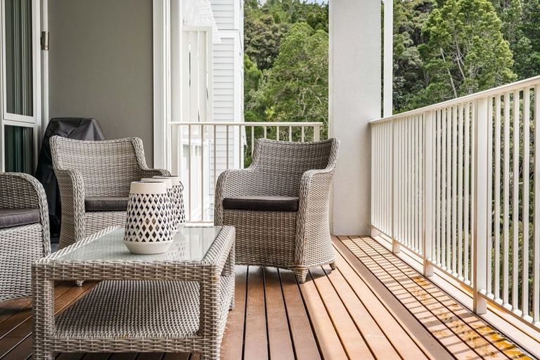 Photo of property in 96 Eaves Bush Parade, Orewa, 0931