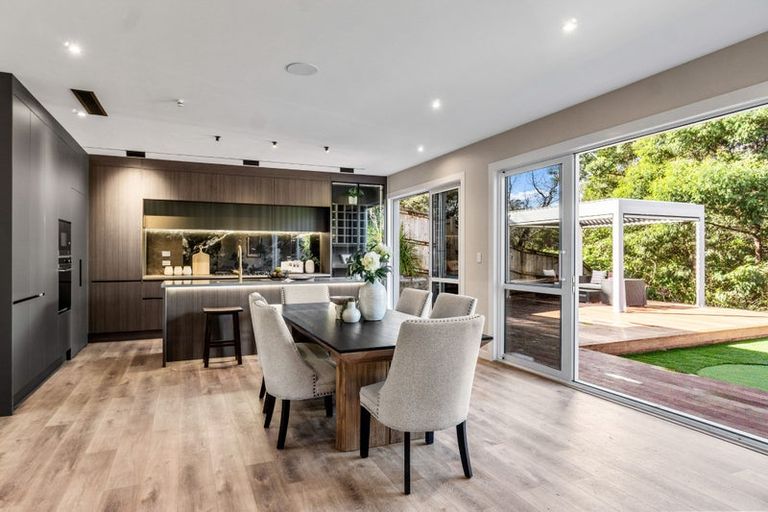 Photo of property in 9c Olwyn Place, Greenhithe, Auckland, 0632