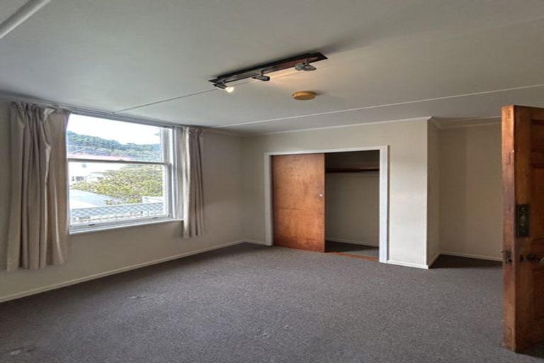 Photo of property in 5/15 Brougham Street, Mount Victoria, Wellington, 6011