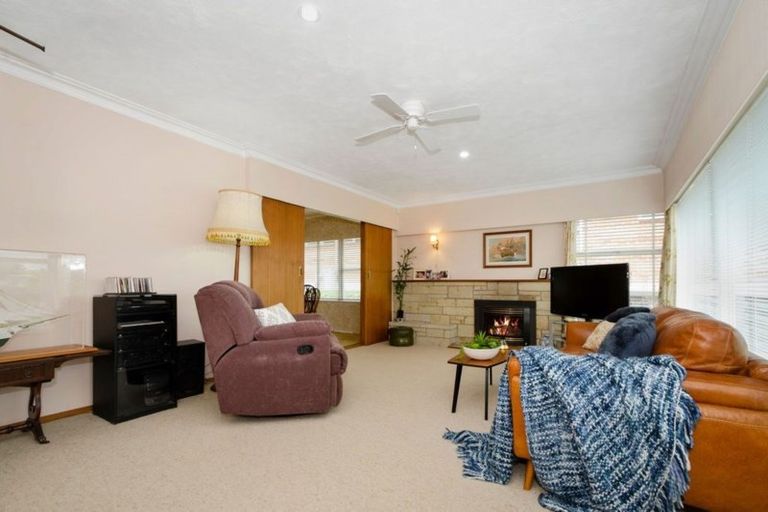 Photo of property in 25 Callis Avenue, Opaheke, Papakura, 2113