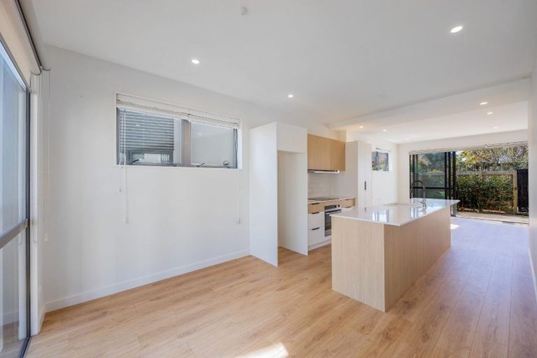 Photo of property in Verdant Lane, 22/269 Rosedale Road, Albany, Auckland, 0632