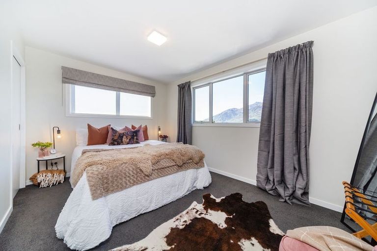 Photo of property in 3 Batsford Lane, Lower Shotover, Queenstown, 9371