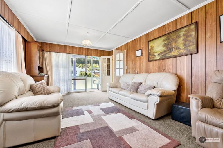 Photo of property in 11 Belgrave Street, Wainuiomata, Lower Hutt, 5014