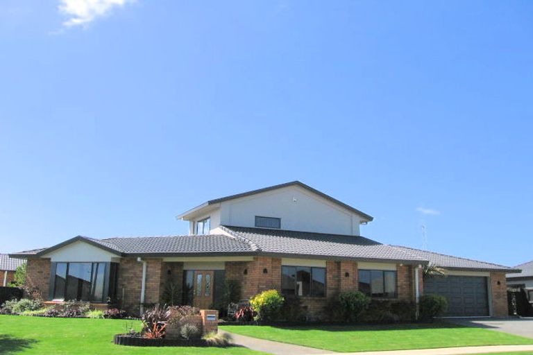 Photo of property in 17 Madeleine Terrace, Papamoa Beach, Papamoa, 3118