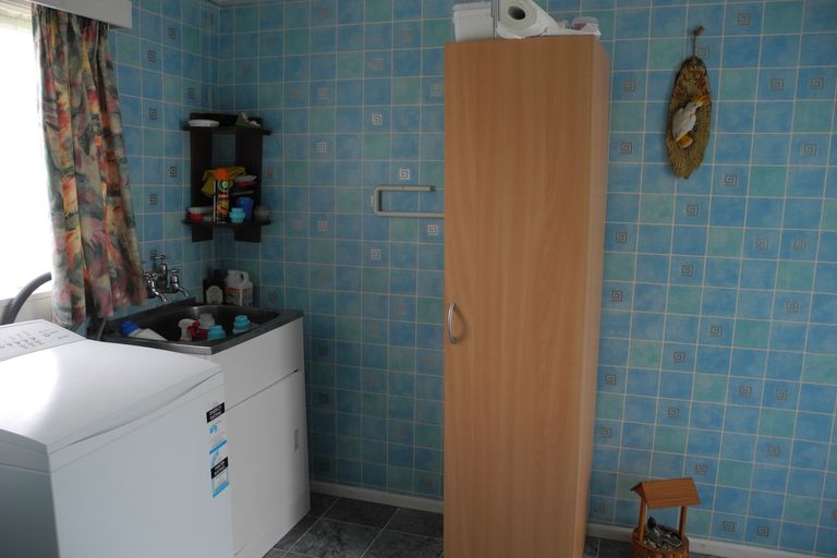 Photo of property in 202 Queen Street, Waimate, 7924