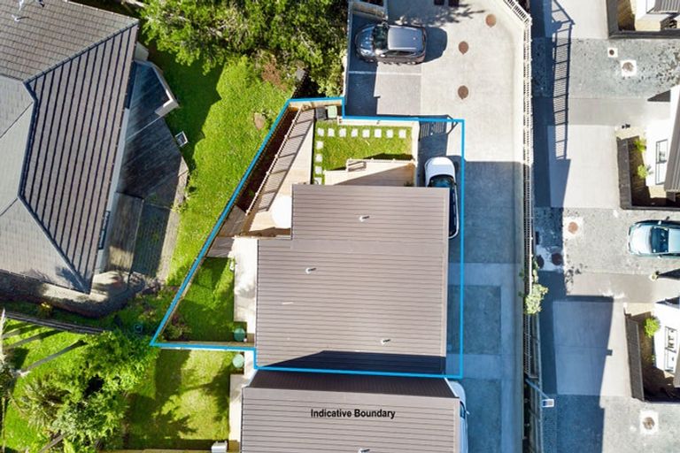 Photo of property in 8/105 Hobsonville Road, West Harbour, Auckland, 0618