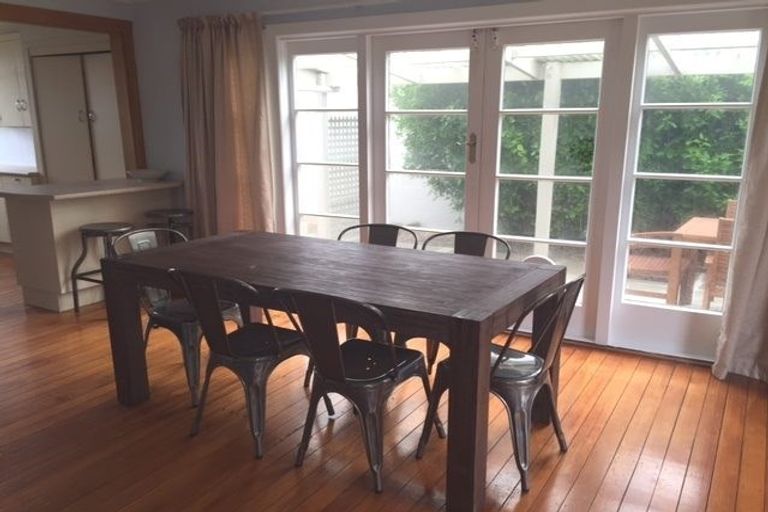 Photo of property in 64 Robertson Street, Richmond, Invercargill, 9810