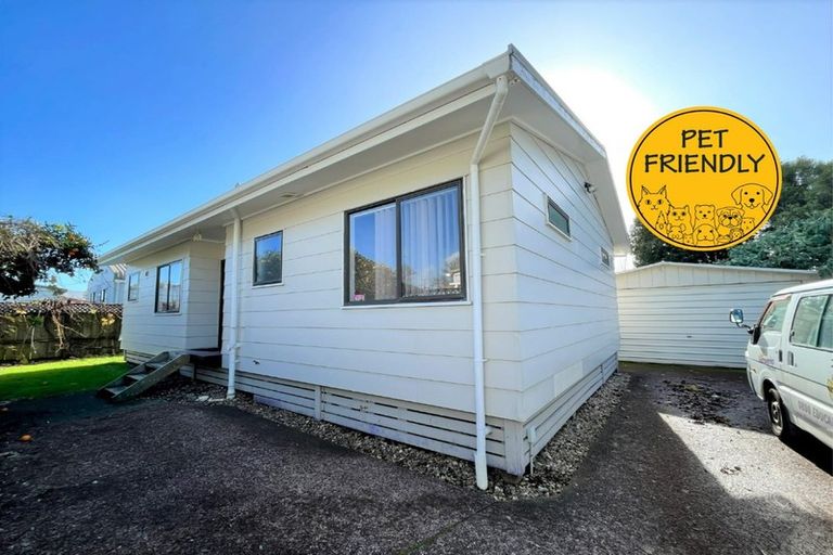 Photo of property in 1/12 Avis Avenue, Papatoetoe, Auckland, 2025