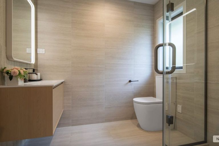 Photo of property in 17 Awanui Road, Red Beach, 0932