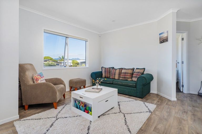 Photo of property in 147 The Fairway, Matarangi, Whitianga, 3592