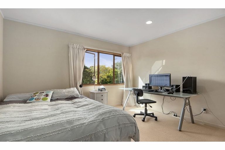 Photo of property in 220 Trigg Road, Kumeu, 0891