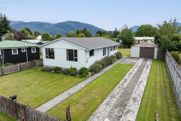 Photo of property in 23 Moana Crescent, Te Anau, 9600
