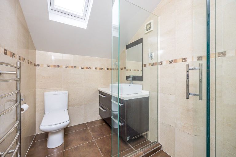 Photo of property in 386 Lake Road, Takapuna, Auckland, 0622