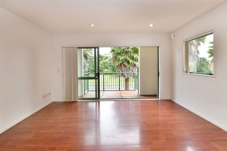 Photo of property in 14 Waterside Crescent, Gulf Harbour, Whangaparaoa, 0930