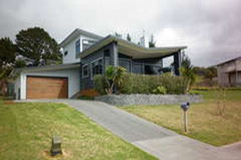 Photo of property in 103 Estuary View, Whangamata, 3620