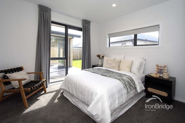 Photo of property in 35 Blue Jacket Drive, Halswell, Christchurch, 8025