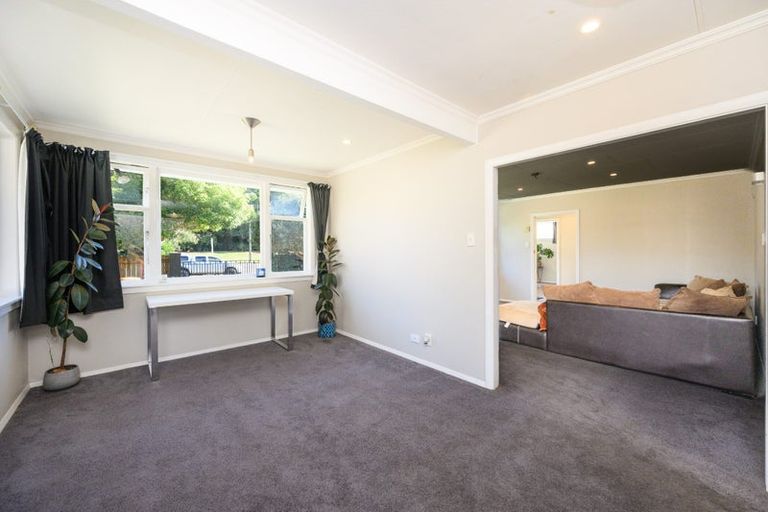 Photo of property in 49 Honore Drive, Linton, Palmerston North, 4472