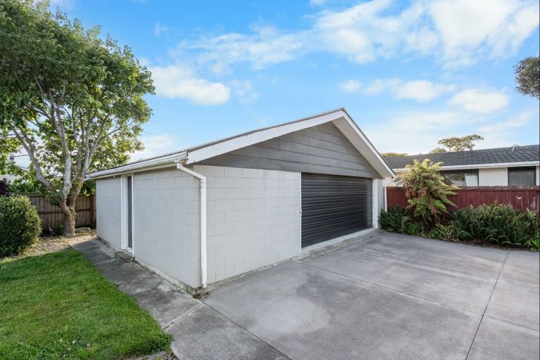 Photo of property in 37 Vanguard Drive, Broomfield, Christchurch, 8042
