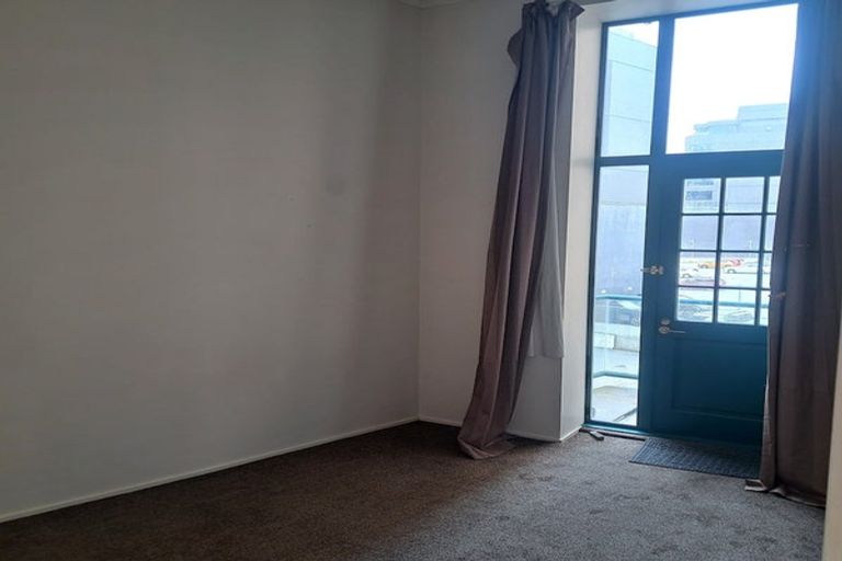 Photo of property in Vicino Apartments, 11/33 Taranaki Street, Te Aro, Wellington, 6011
