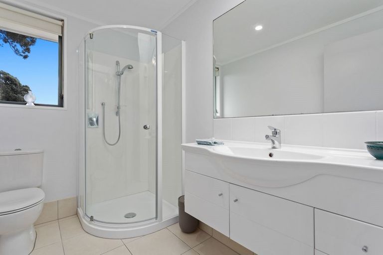 Photo of property in Beachpoint Apartments, 2/5 West End Road, Ohope, 3121