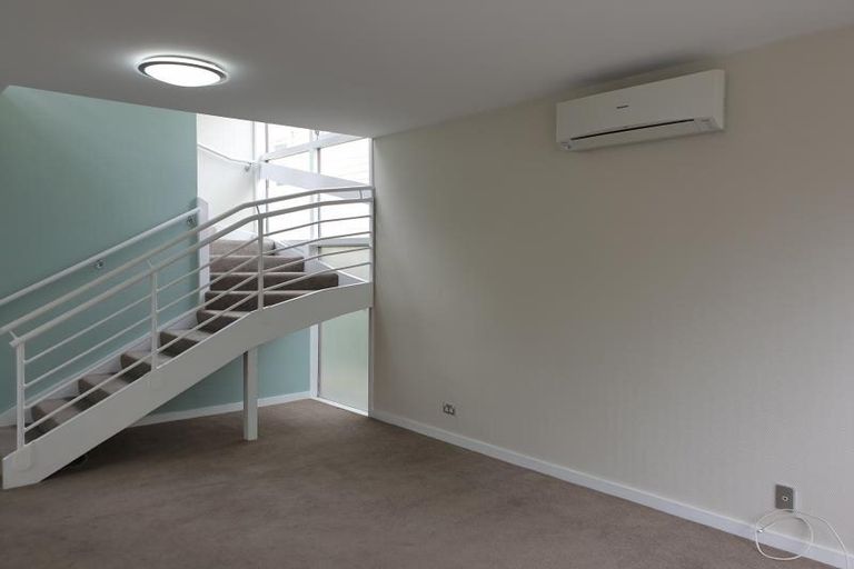 Photo of property in 219 Adelaide Road, Newtown, Wellington, 6021