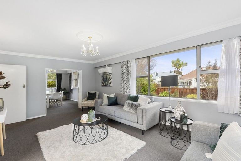 Photo of property in 52a Queens Grove, Hutt Central, Lower Hutt, 5010