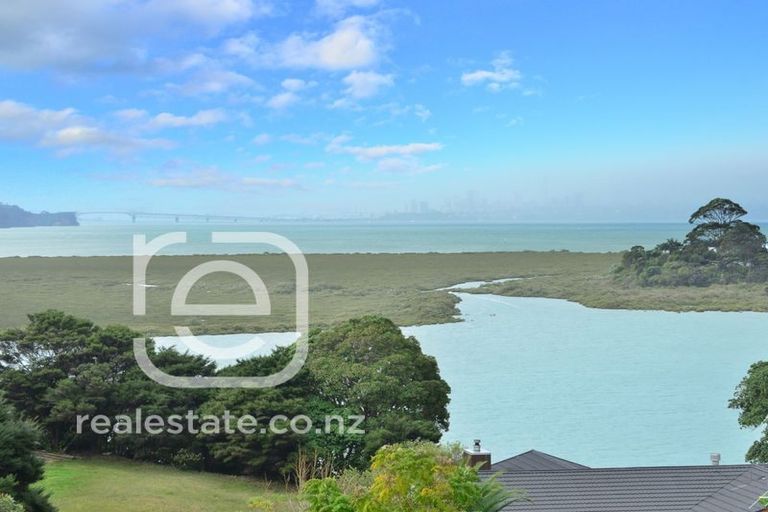Photo of property in 157 West Harbour Drive, West Harbour, Auckland, 0618