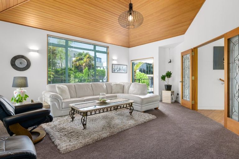 Photo of property in 2 Minchin Crescent, St Andrews, Hamilton, 3200