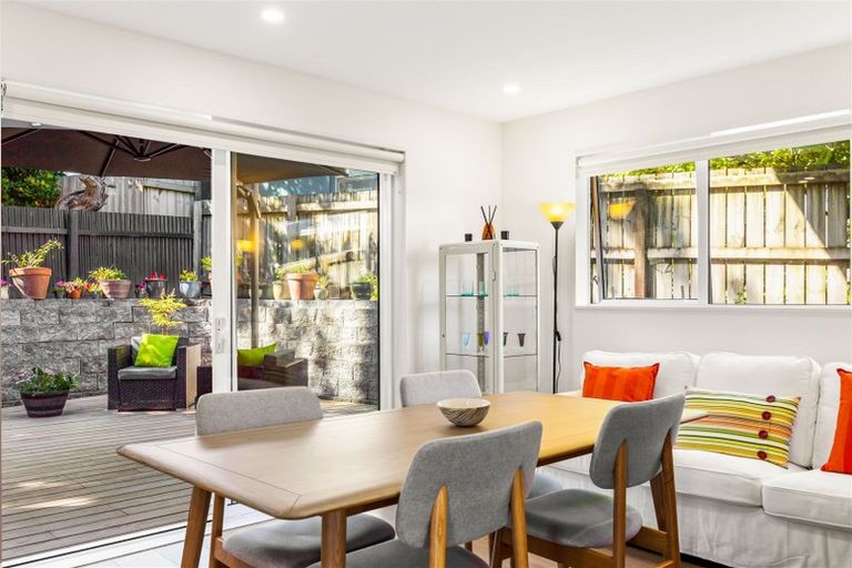 Photo of property in 30c Coniston Avenue, Te Atatu South, Auckland, 0610