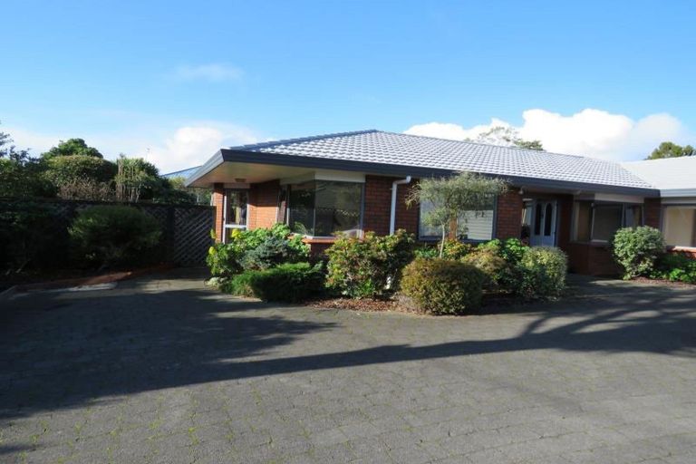 Photo of property in 17b Mangorei Road, Strandon, New Plymouth, 4312