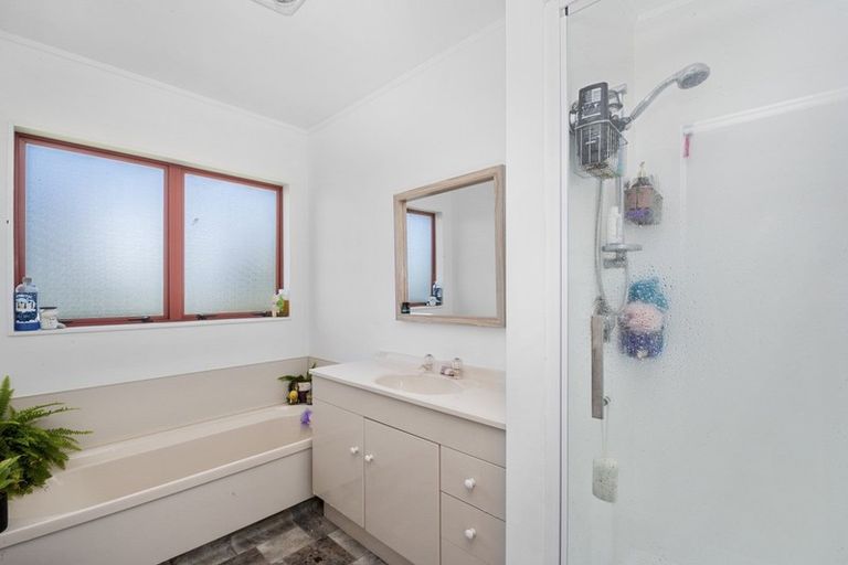 Photo of property in 2/13 Kurupae Road, Hilltop, Taupo, 3330