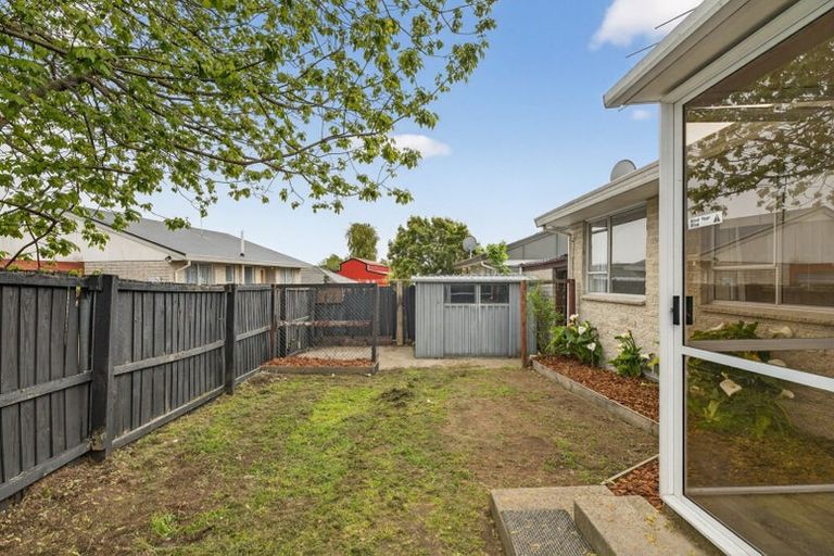 Photo of property in 1/72a Cuffs Road, Wainoni, Christchurch, 8061
