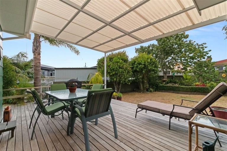 Photo of property in 100 Bellona Road, Whangamata, 3620