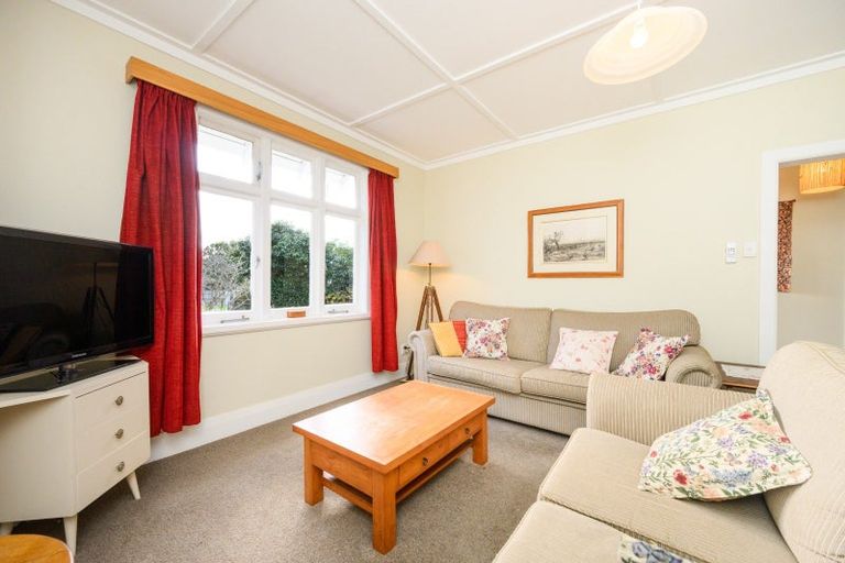 Photo of property in 38 Manson Street, Terrace End, Palmerston North, 4410