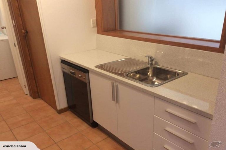 Photo of property in 36 Silverstream Road, Crofton Downs, Wellington, 6035