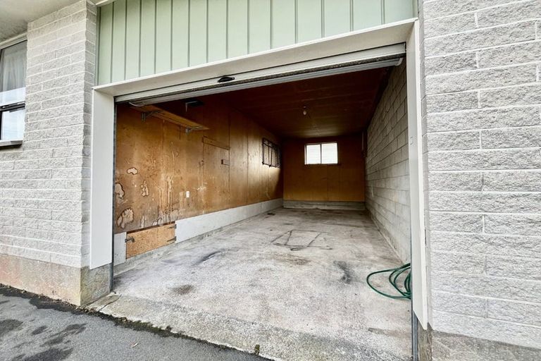 Photo of property in 63 Bledisloe Crescent, Wainuiomata, Lower Hutt, 5014