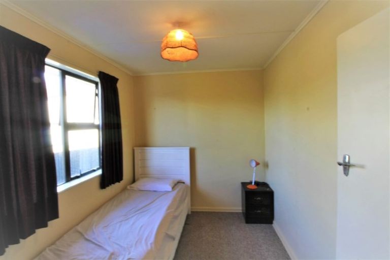 Photo of property in 27 Howden Street, Te Anau, 9600