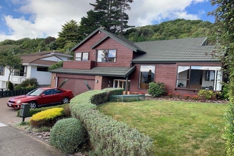 Photo of property in 38 Peterhouse Street, Tawa, Wellington, 5028