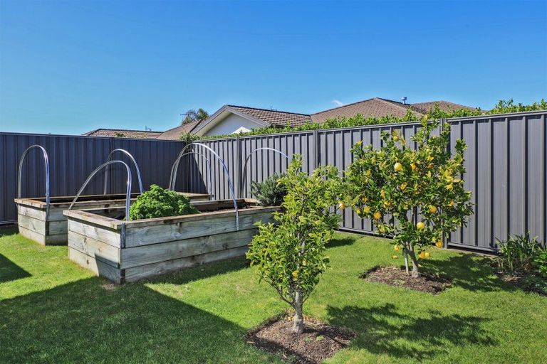 Photo of property in 8 Waitaki Way, Poraiti, Napier, 4112